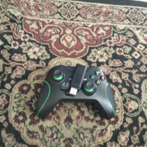 Xbox One Wireless USB Controller - Picture 2 of 2